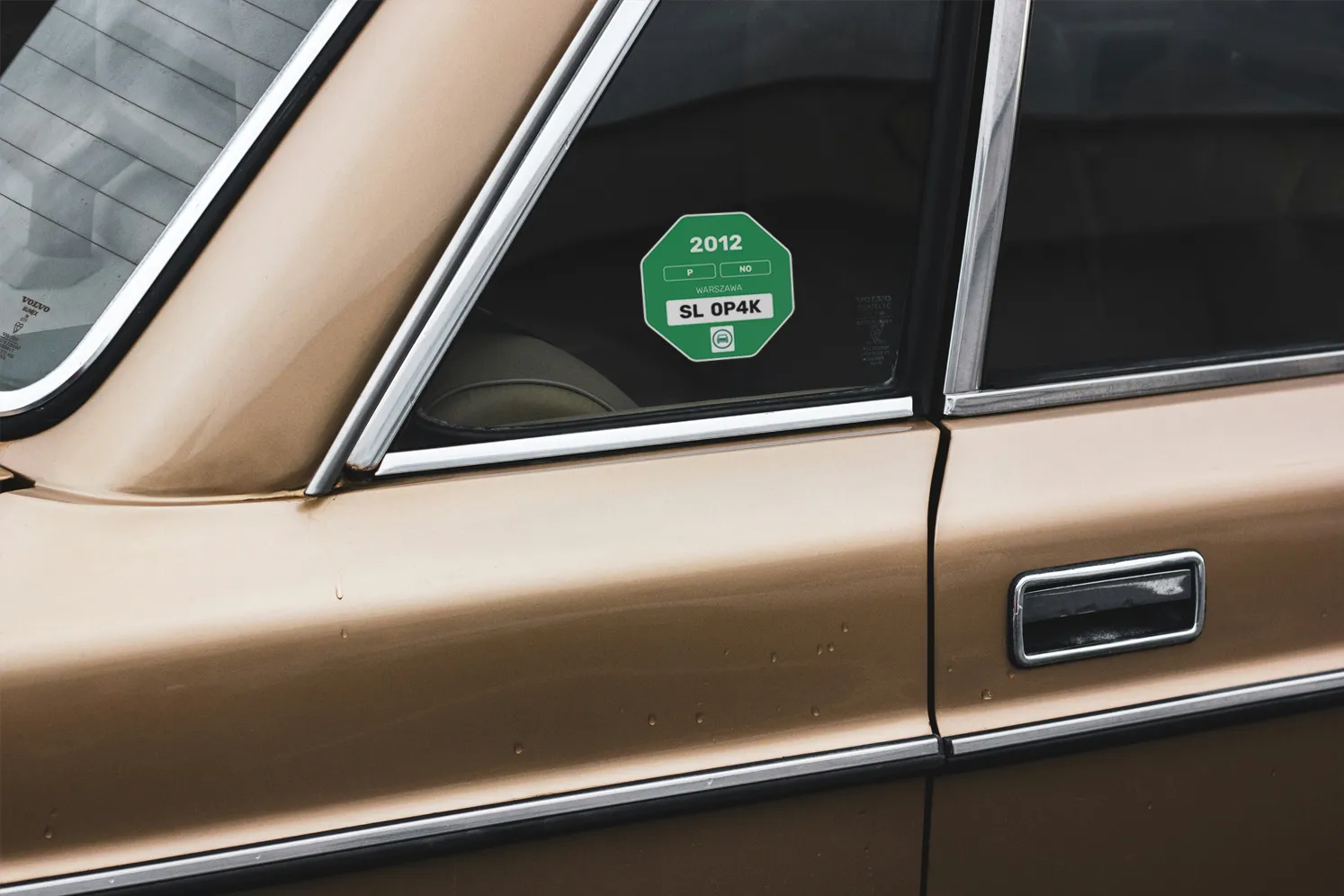 Ekologické nálepky na auta – vše, co musíte vědět, než vyrazíte na cestu!