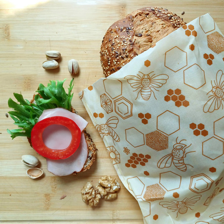Voskové sáčky „Včely“ L 23 × 32 cm, 1 ks.