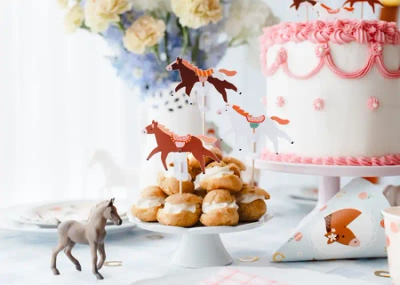 Dekorace na muffiny „Koně“, 13 cm, 6 ks
