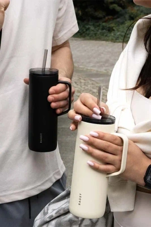 Termohrnek Ragsy MOSHI Tumbler Black 600 ml 1 ks