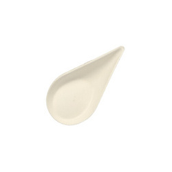 Třtinový talíř "Drop" 10,5 x 5,7 cm 50 ks.